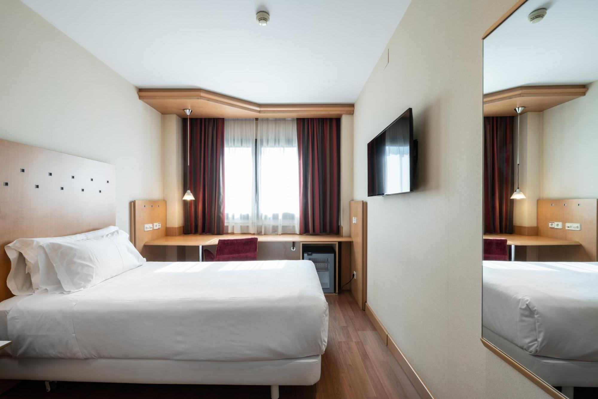 Single Room,1356724433:JPEG